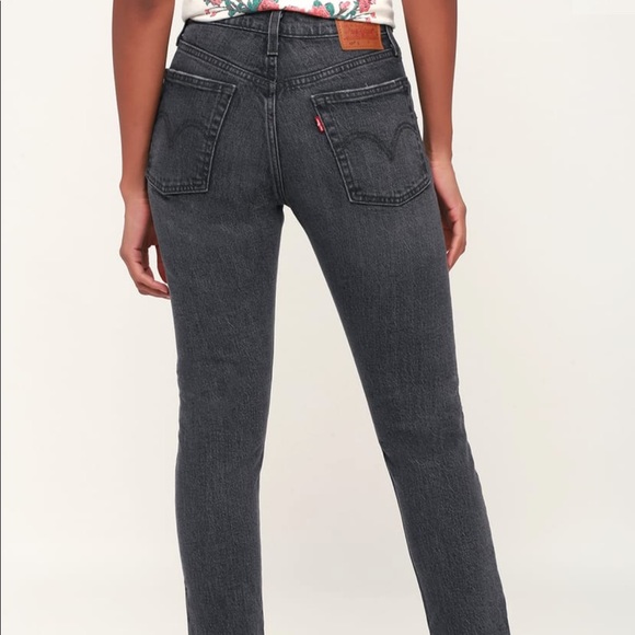 Levi’s 501 Skinny Black High Rise Jeans - Picture 3 of 9